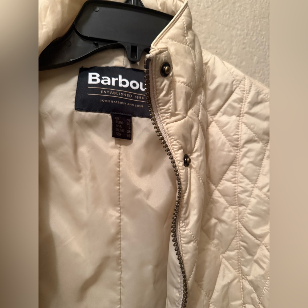 Barbour - Picture 6 of 9